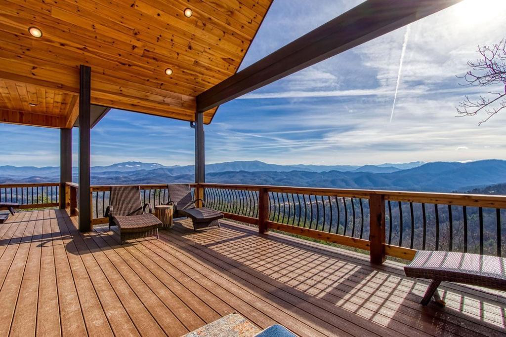 Star Of The Summit, Private Indoor Pool, Amazing Views, 1089 Free Tickets Each Paid Day, Dollywood Villa Sevierville Exterior photo