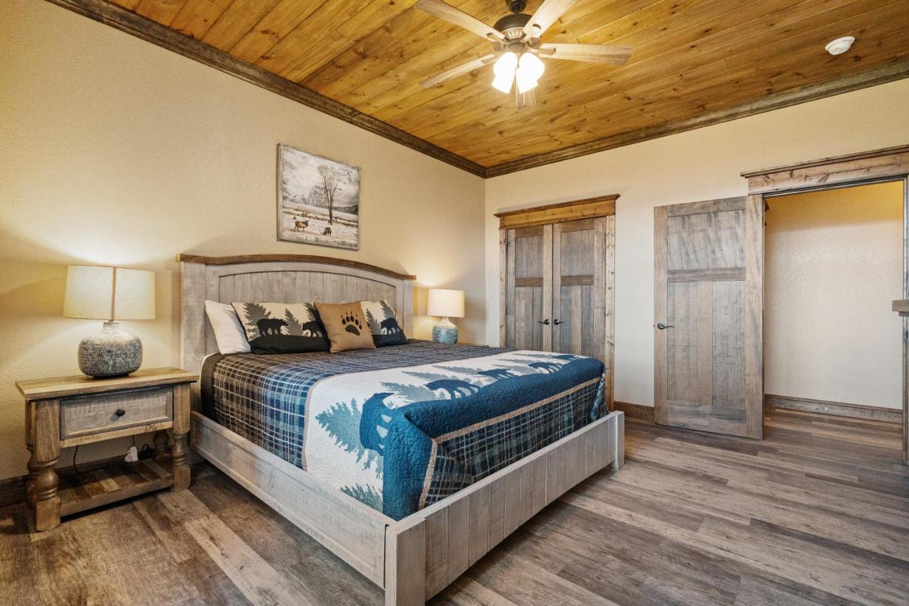 Star Of The Summit, Private Indoor Pool, Amazing Views, 1089 Free Tickets Each Paid Day, Dollywood Villa Sevierville Exterior photo