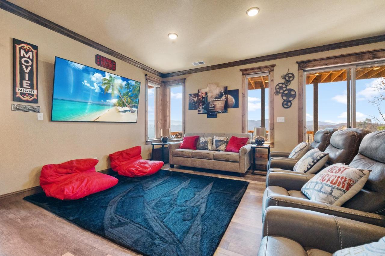 Star Of The Summit, Private Indoor Pool, Amazing Views, 1089 Free Tickets Each Paid Day, Dollywood Villa Sevierville Exterior photo