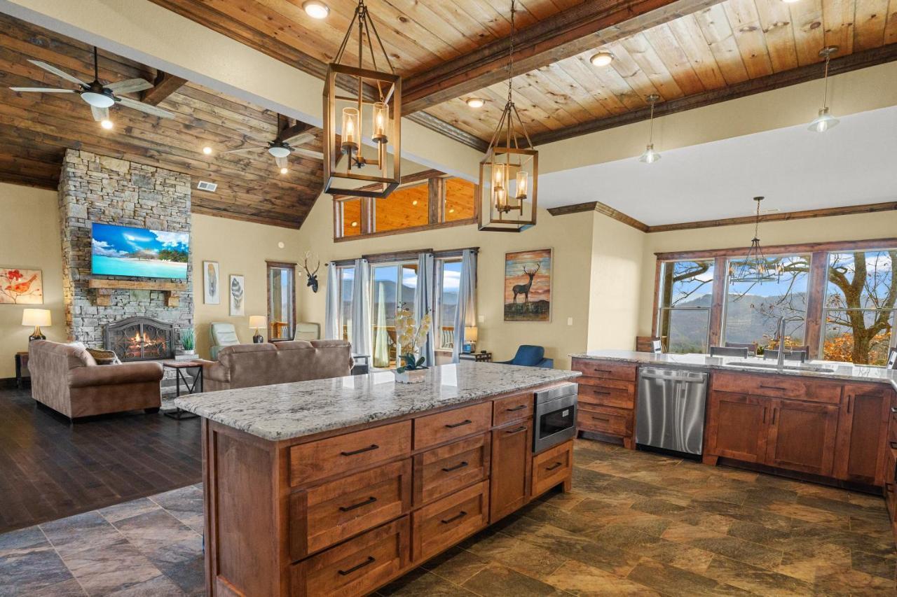 Star Of The Summit, Private Indoor Pool, Amazing Views, 1089 Free Tickets Each Paid Day, Dollywood Villa Sevierville Exterior photo