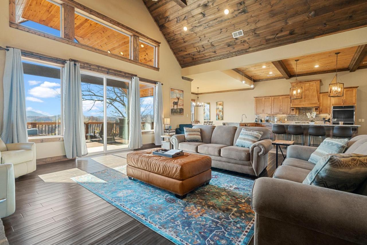 Star Of The Summit, Private Indoor Pool, Amazing Views, 1089 Free Tickets Each Paid Day, Dollywood Villa Sevierville Exterior photo